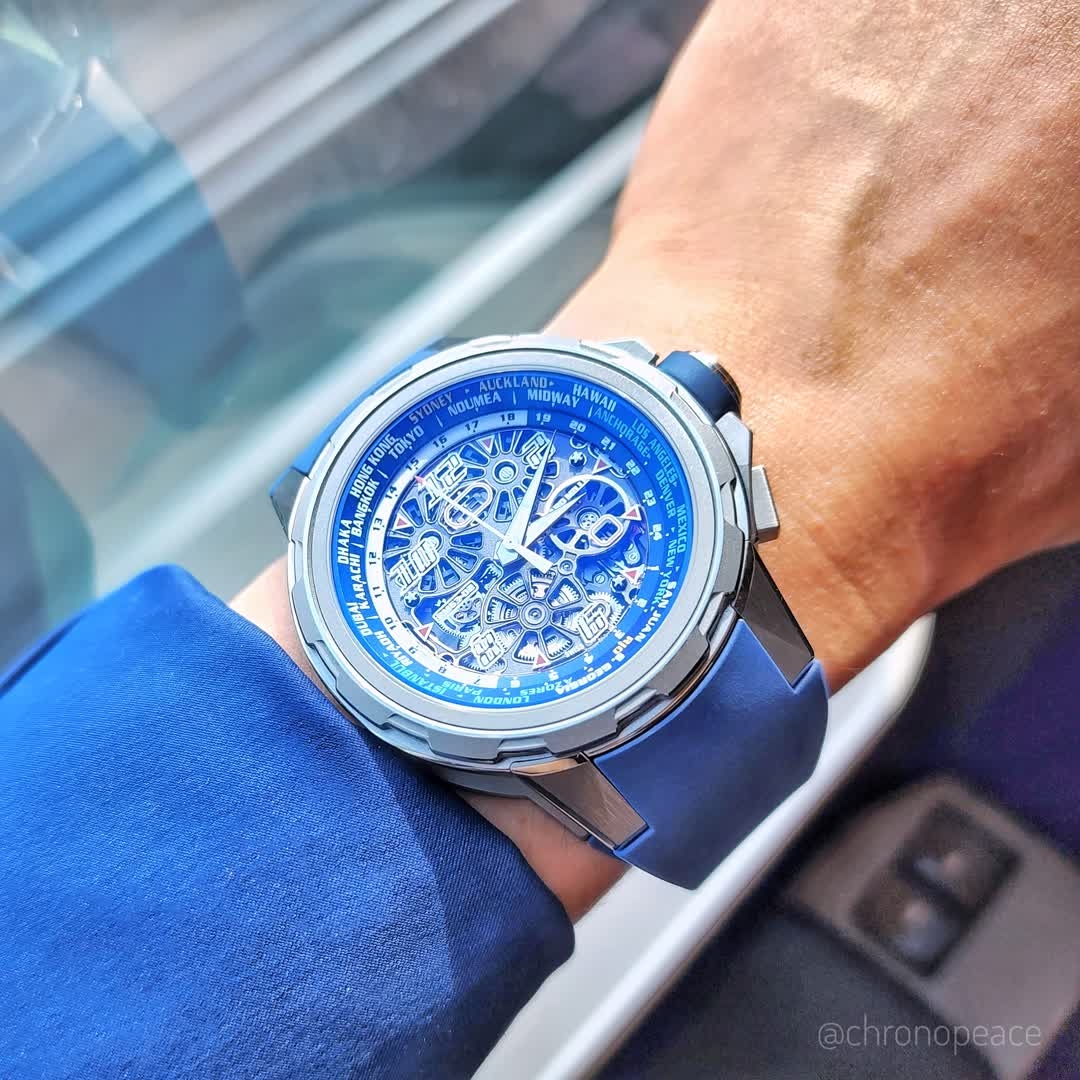 chronopeace's tweet photo. 海外に行く行かないを問わず、ワールドタイムの腕時計には浪漫を感じますね。これは、ベゼルを回すと上に来た国名に時刻が合う機構です。日送りはボタン。 World time watches turned on. How about you?
#richardmille #rm6302 #リシャールミル https://t.co/W9ZBdgA3EO