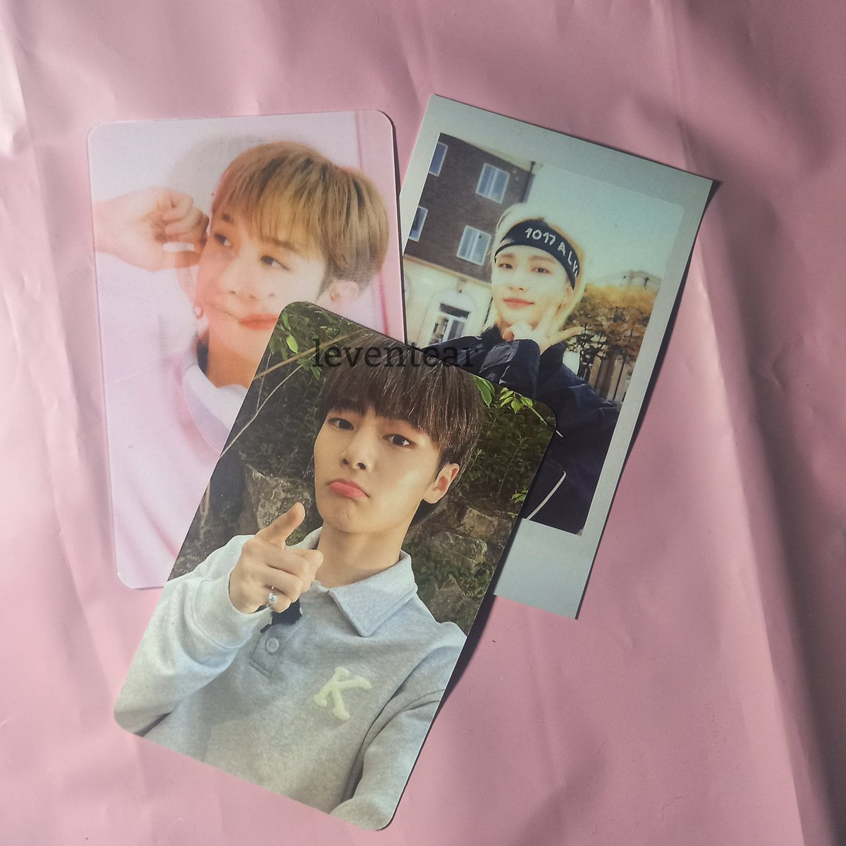 leventear's tweet photo. want to sale wts straykids photocard

 📌 selling as set 
📌 price by dm 
📌 INA based 

t. photocard straykids hyunjin pola beyond skz 스트레이키즈 양도 스키즈  포카 noeasy bangchan nacific #ตลาดนัดstraykids #skzsell #straykidssell 
#SKZMarketMY #pasarSKZ #SKZMARKET_PH https://t.co/ZAN0TIVW36
