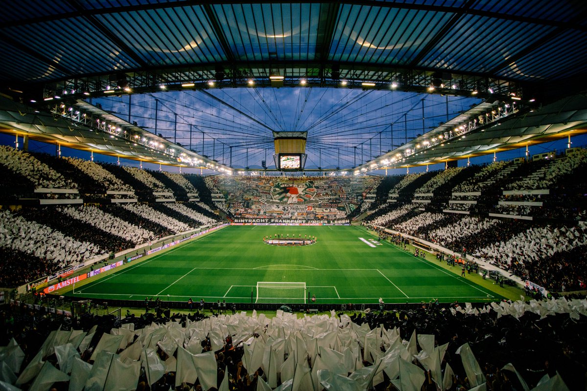 Danke für...

2⃣5⃣ Jahre Leidensfähigkeit und Leidenschaft. 
2⃣5⃣ Jahre Liebe und Unterstützung. 

Heute vor 25 Jahren gründeten sich die Ultras Frankfurt. Zum Jubiläum alles Gude! 🦅 Auf die nächsten 25 📣
#SGE