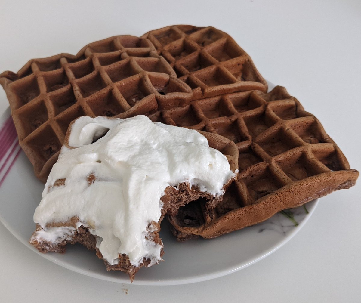 LidijaTislar's tweet photo. Waffle 
#eggwhites 
#mascarponecheese 
#chocolateprotein https://t.co/XLl2cDyahD