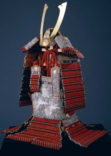 BlueBayWarrio's tweet photo. #大袖 #大鎧 #ShoulderShield #ShoulderArmor
Small shields are often seen on the shoulders of knights around 1300 AD. These small shields were used to strengthen the chainmail. Knights and 🌸SAMURAI🌸have the same idea🦾🙆♂️🌈. https://t.co/rPsLaptmwN