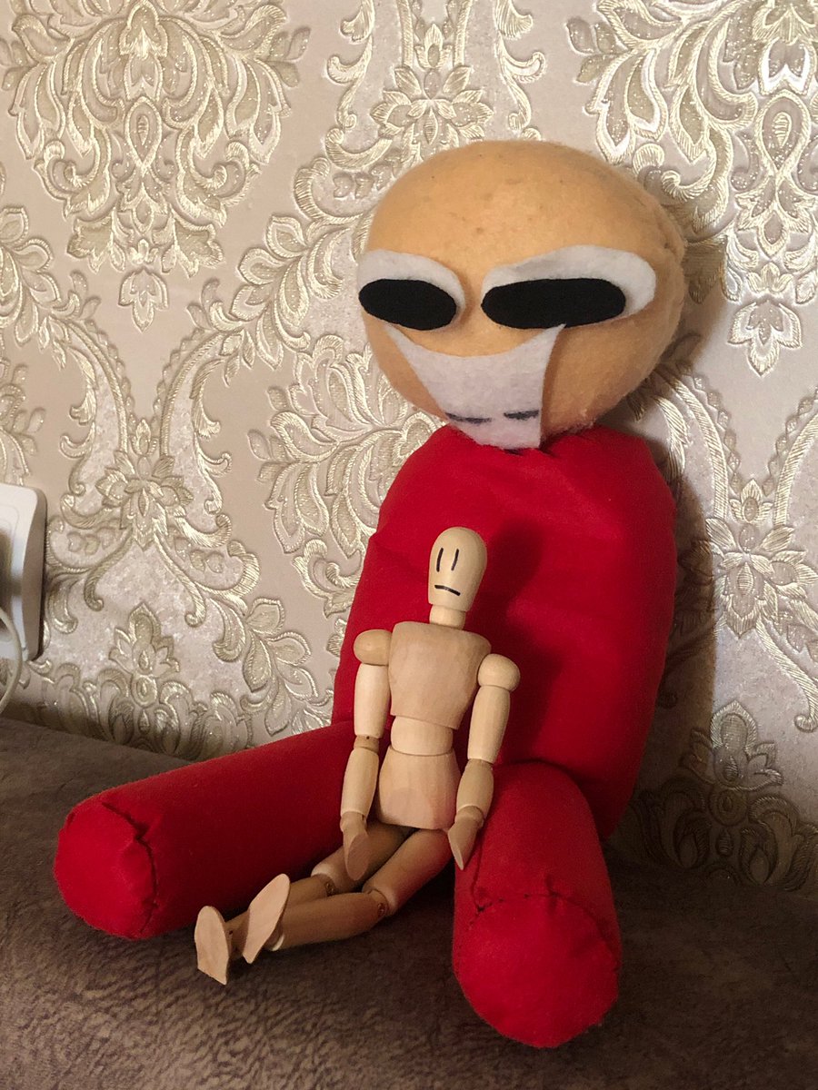AllarrTheArtist's tweet photo. He so happy with his new friend.

—

#daveandbambi #vsdaveandbambi #daveandbambigoldenapple #expunged #plush_expunged https://t.co/oGXuMRDlkd