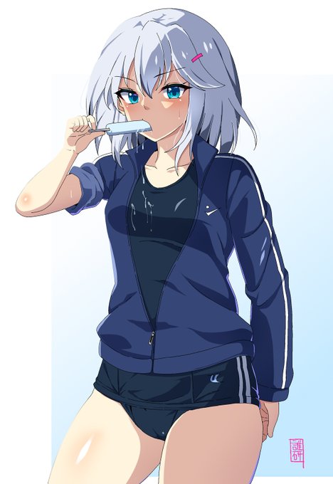 「水着に垂れたの、舐めてもいいぞ」
スク水といえばこの人。暑すぎインフェルノ 