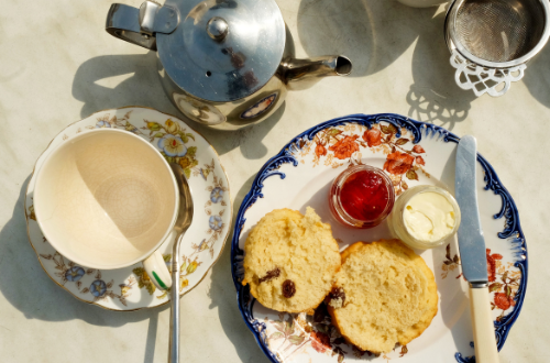 VeitchPenny's tweet photo. Cream or Jam First?  
We will be enjoying a cream tea for @forcecancer It is a great opportunity to raise money for a good cause &amp; have some delicious fun at the same time! On this occasion we are ignoring the calories!

#Sidmouth #Exeter #Forcecancercharity #creamtea https://t.co/8JFbe2jwbD