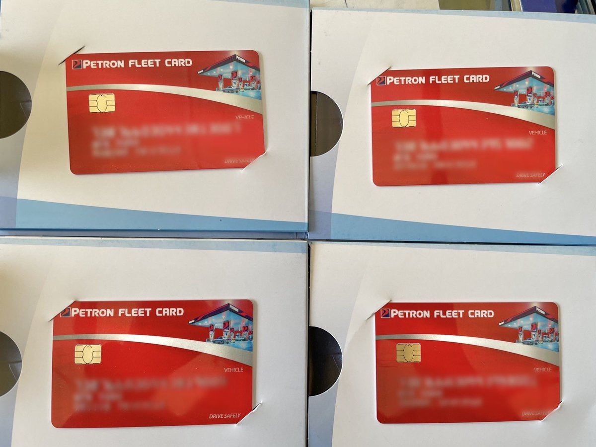 QCMayorJoy's tweet photo. PHP1000 FUEL SUBSIDY FLEET CARD PARA SA QC TODA! 

Nakatanggap ngayong araw ang 1700 TODA members mula sa ika-4 na distrito ng kanilang Fuel Subsidy Fleet Card na may lamang PHP1000. Ito ay mula sa ordinansang ipinasa ng Sangguniang Panlungsod ng QC. 

(1/3) https://t.co/YMwhQJQk5y