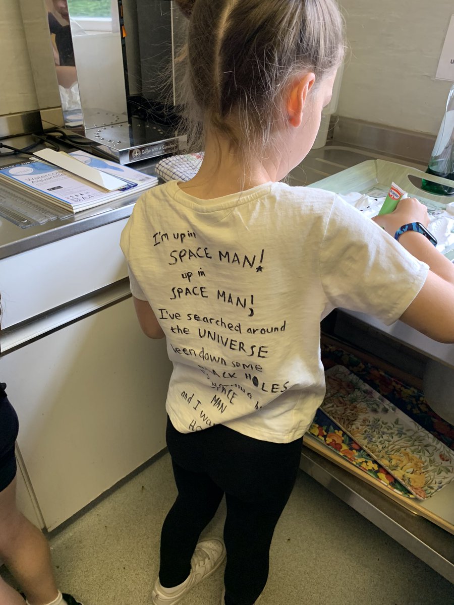 2ndWhickham's tweet photo. Ellie has been a Brownie with us for 3 years and has stuck with us through online meetings, outdoor meetings and breaks due to covid.  Tonight she led our meeting as part of her Gold Award.  She did an incredible job!! @Girlguiding @GirlguidingNEE https://t.co/M6saZKV70p