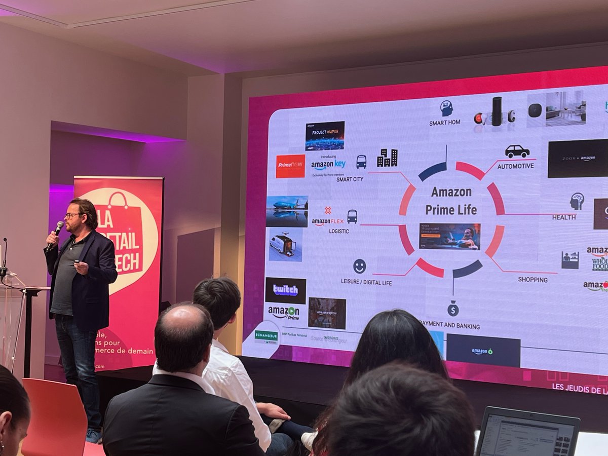 UntieNots's tweet photo. Passionnante présentation de @Guillaume_Rio  de @Echangeur  sur le futur des #marketplaces qui s’orientent vers les #services  : santé, transport, loisirs.

@LaRetailTech https://t.co/Sk72oGlh8k
