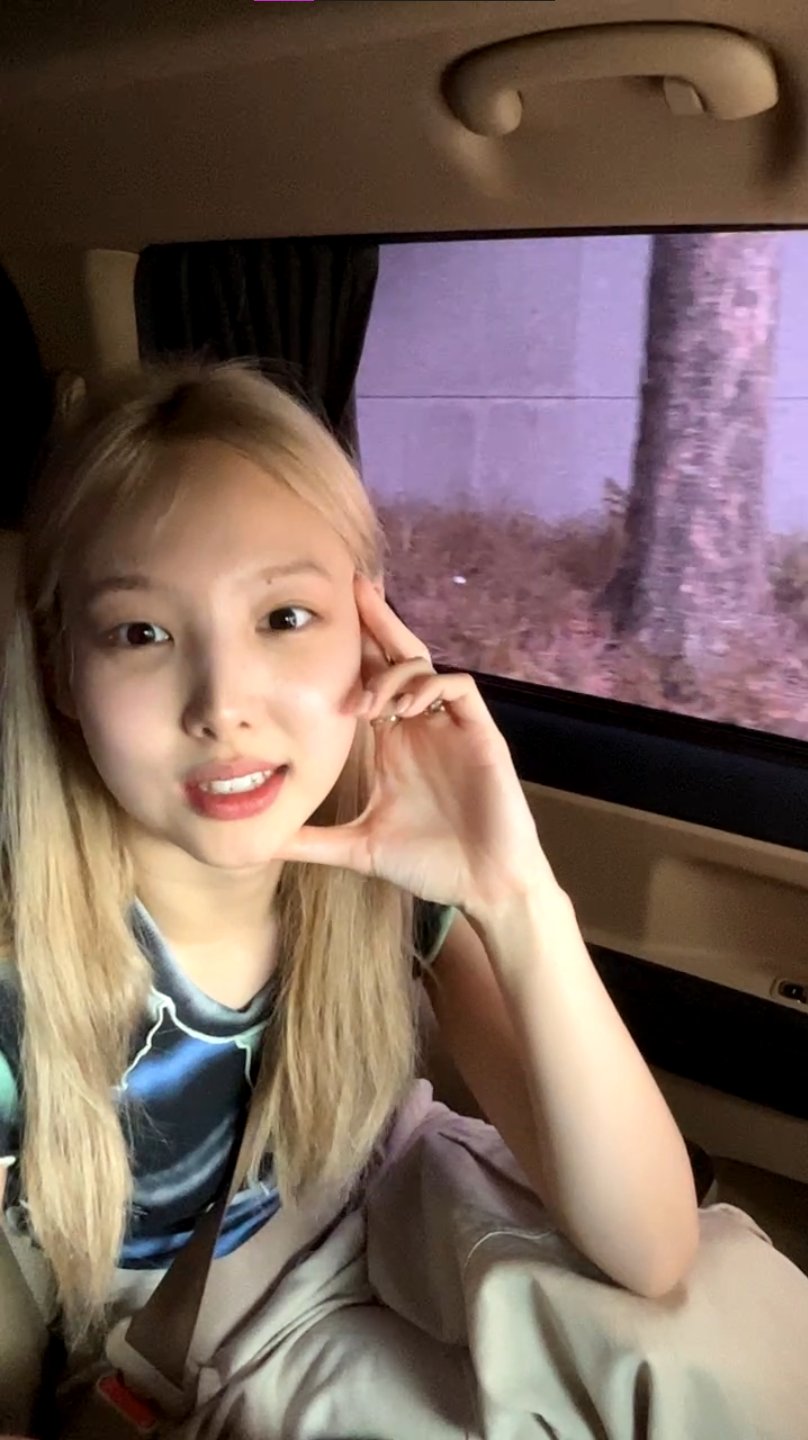 Twice Bot 2707 Twice Instagram Live T Co Eoz9wxbtgn Twice 트와이스 Im Nayeon Pop T Co 4gyseznmd5 Twitter Twice Bot 2707 Twice Instagram Live T Co Eoz9wxbtgn Twice 트와이스 Im Nayeon Pop T Co 4gyseznmd5 Twitter