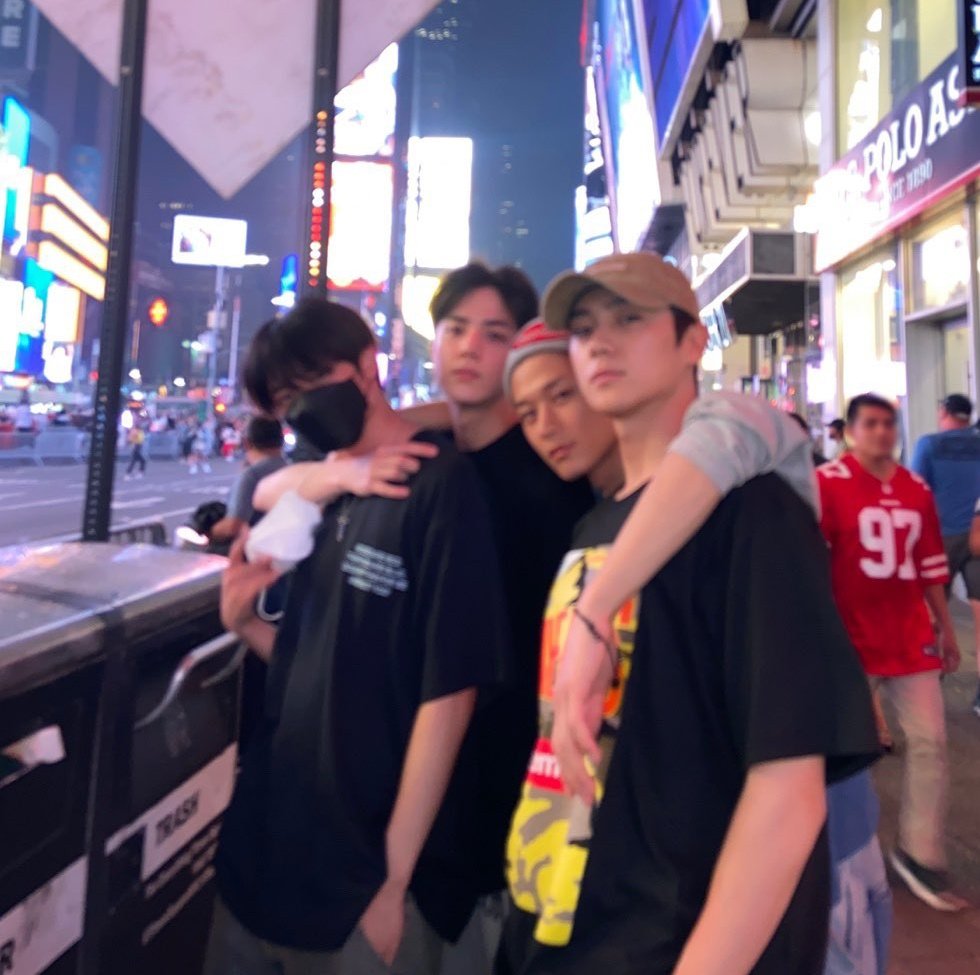 theboyzloops_'s tweet photo. this tbz >>> https://t.co/YrcFrTD3Nn