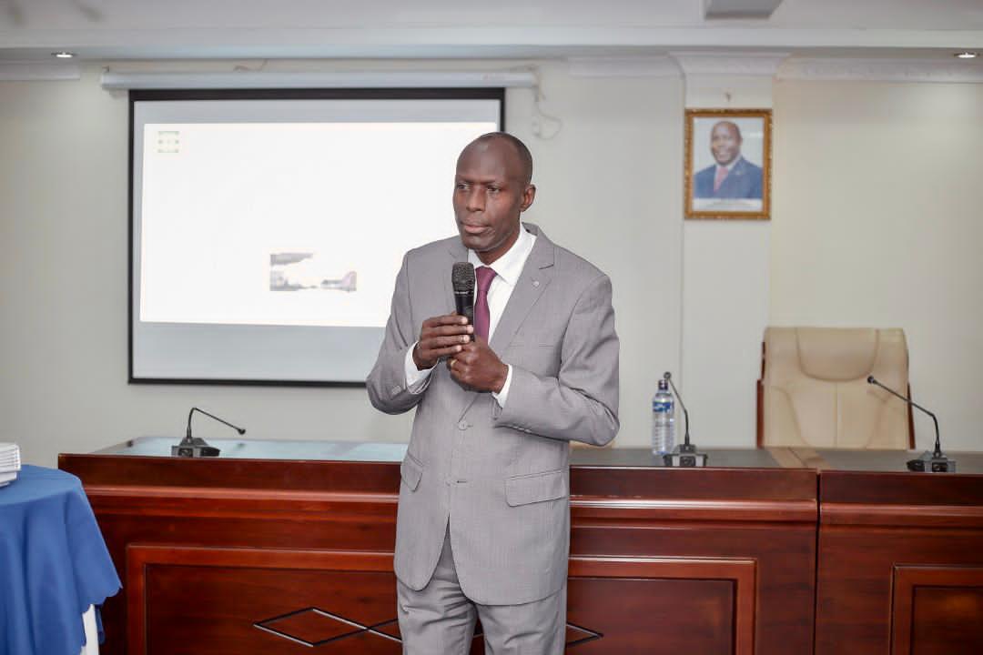 IngoMagazine's tweet photo. C’est dans cadre, que ce cabinet entame ce 6 juillet 2022 des sessions de renforcement de compétence des hauts cadres de la @Bancobu en matière de gestion de projets.
#Banquedigital
#Burundi
#Bankleader
#Finance
#ingomag https://t.co/vku2HBLCV3