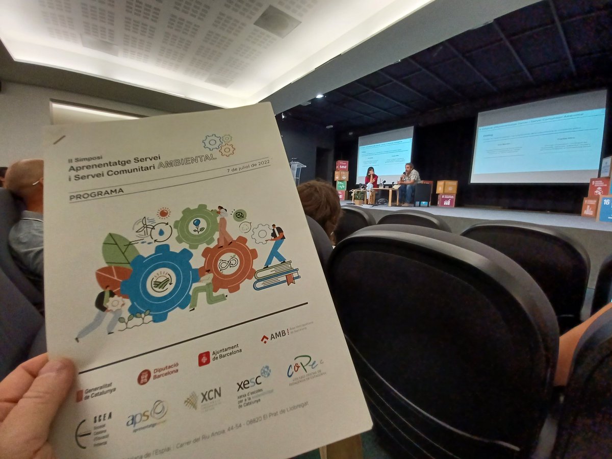 xarxadeparcs's tweet image. Comencen el II Simposi #ApS i #ServeiComunitari a @fundesplai_ea. Amb salutació de @blancamdefoix @AccioClimaDIBA i M. Fuertes @bcn_ajuntament, i benvinguda d'@abarnadas @territoricat. Debat amb Xus Martín @UniBarcelona i @CarlesXifra @apscatalunya, amb 170  assistents.