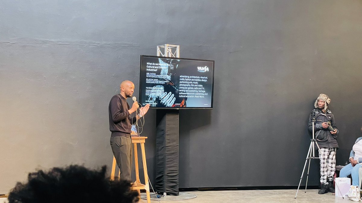 thabo_mak's tweet photo. FULL HOUSE @VANSAnational presenting “Business practices for creative practitioners” at @lessgoodidea #SOCreativeSummit by @basa_news @dillionsphiri https://t.co/sByLwj1y14