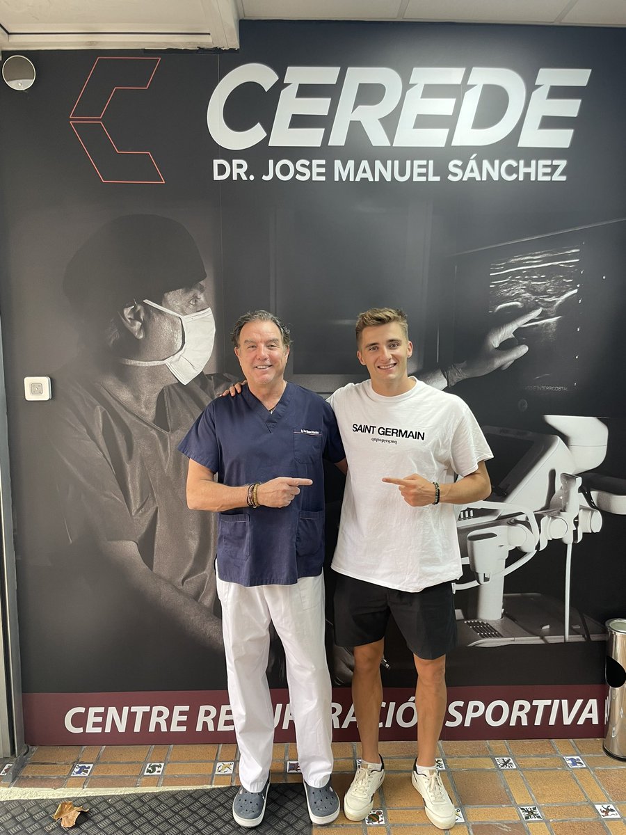 Un placer recibir en nuestra clinica al futbolista Salva Ferrer, actualmente jugando en el Spezia Calcio. Ha sido una semana de trabajo intensivo pero valió la pena. Te deseamos lo mejor y que sigas cosechando éxitos. Gracias por confiar en todo el equipo de CEREDE CLINIC.