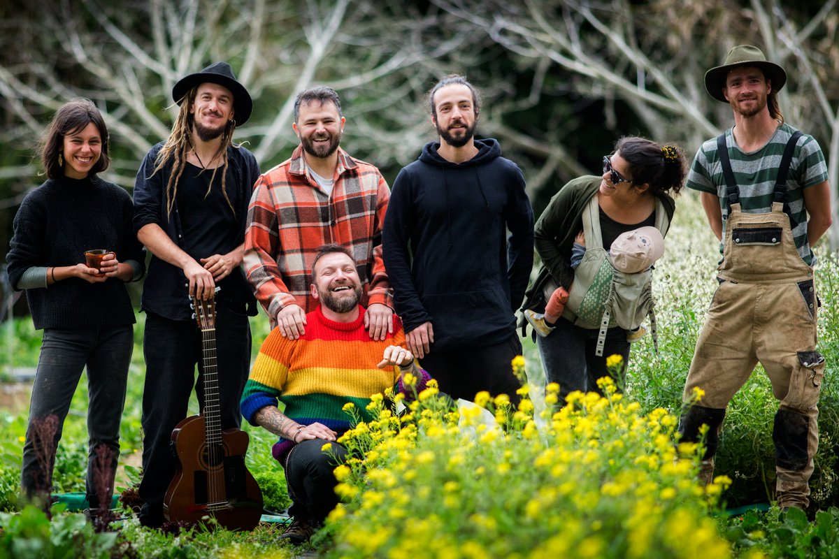 The first episode takes place in Colares, home of our executive chef Manuel Maldonado and Horta da Garça, our vegetable suppliers. But there's a lot more to discover... Let's not be spoliers ;)