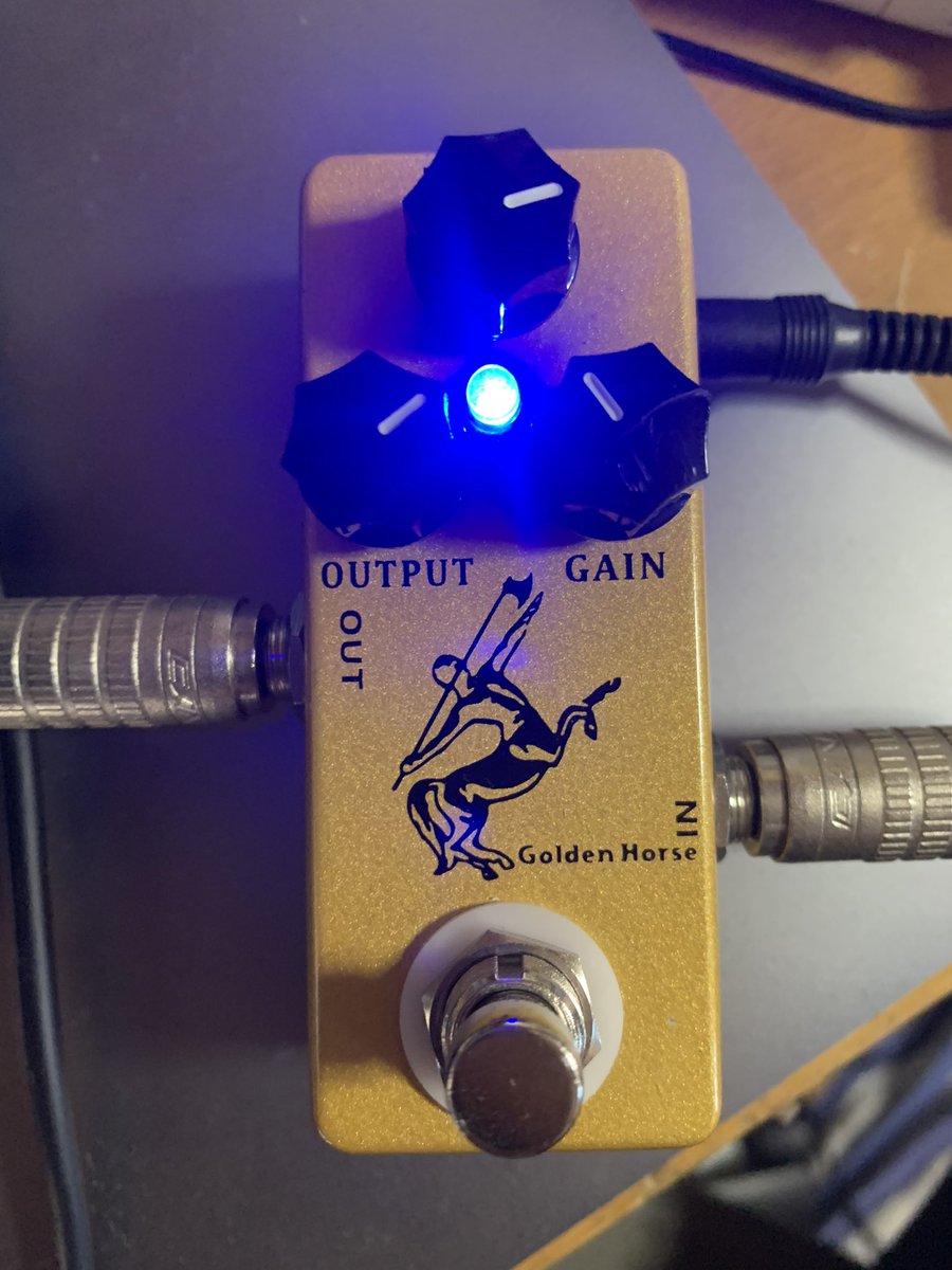 R10E13OBLUE's tweet photo. MNG
早起きしたせいで暇すぎてポチったエフェクター
Mosky Golden Horse
ケンタ系持ってないから似てるのかはわからんけど、値段の割に良い気がする。
コンパクトだからセッションとかに気軽に持っていけるの良き
#MyNewGear #mng #Mosky #Effector
#guitar https://t.co/YdYOIR3zf0