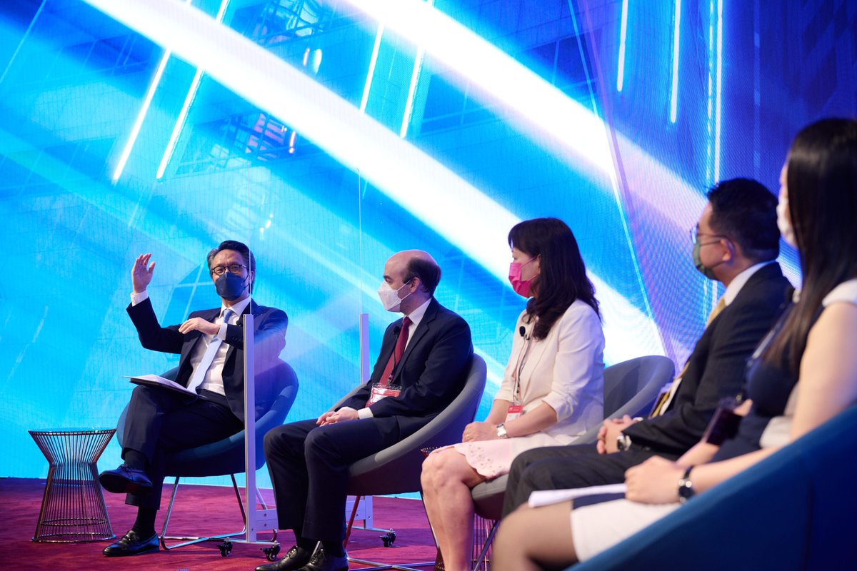 HKEXGroup's tweet photo. HKEX today celebrated the launch of #IRConnect and hosted its second #CorporateAccessSeries event, bringing together industry leaders to dive deep into the future of investor relations #IR. A big #thankyou to everyone who attended. https://t.co/dOpLRMUL1H