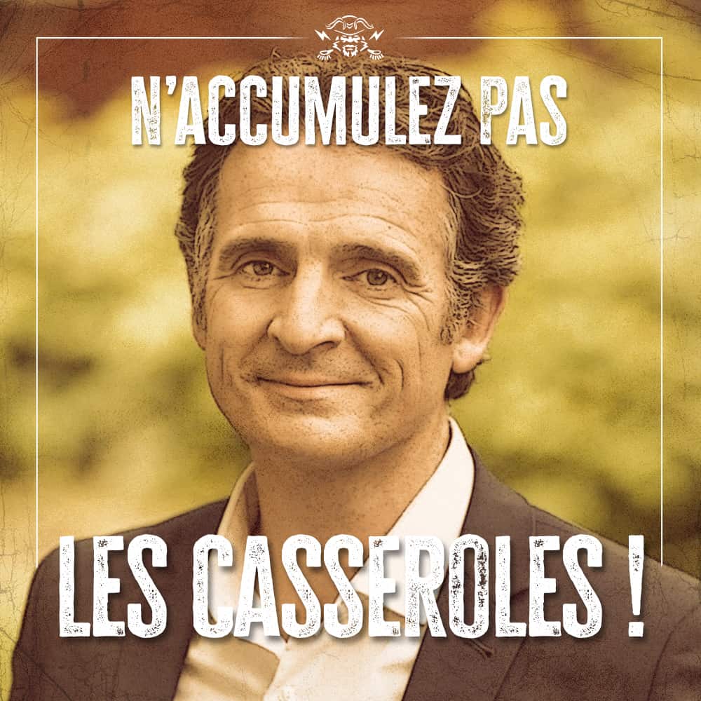 Zazate's tweet photo. Bonjour @Grenoble_EM allez vous vous laisser taper sur les doigts par les @slpng_giants_fr et leur hideuse condescendance ou marquerez vous votre indépendance en laissant vos pubs sur @Valeurs et sur tous les sites d'info ? #StopSleepingGiants https://t.co/myh0cUuVqZ