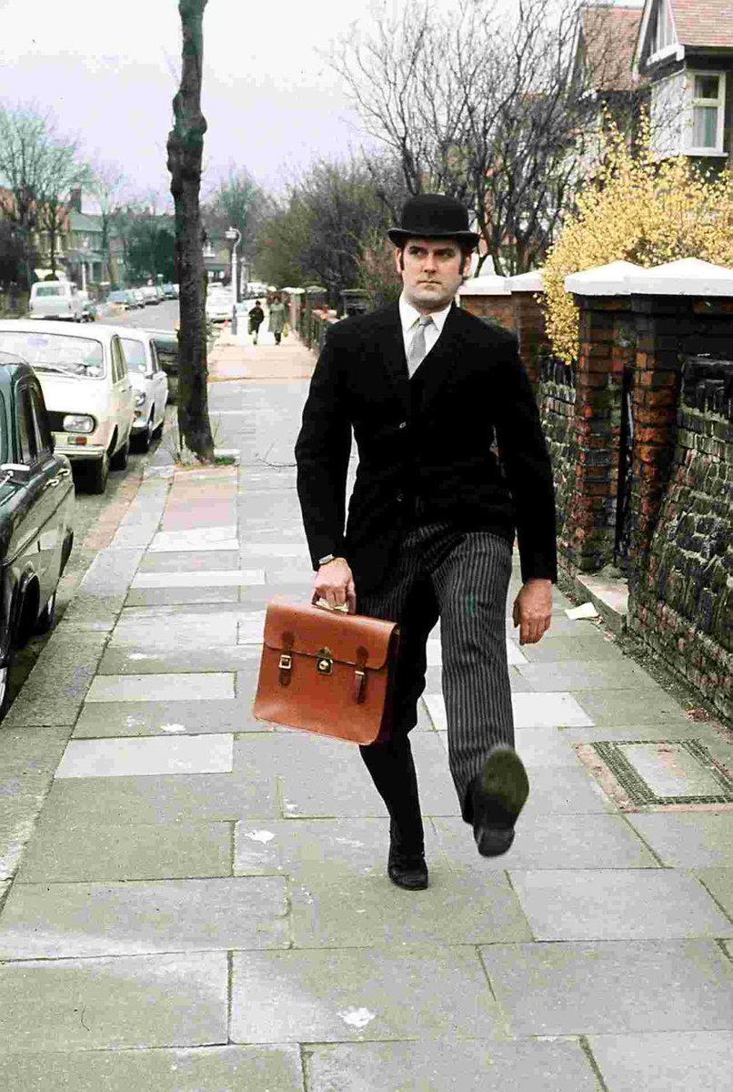 BREAKING: Minister of Silly Walks resigns #ToryResignations
