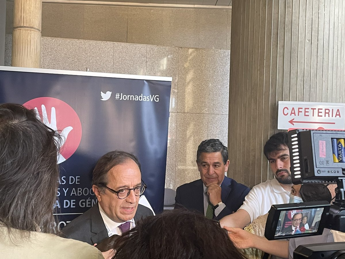 “Más protección para las víctimas” con este deseo comenzamos en #leonesp las #JornasdasVG  del <a href="/Abogacia_es/">Abogacía Española</a> nos esperan dos dias de intenso trabajo. Bienvenidos.