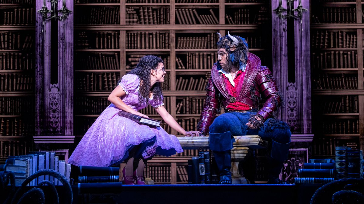 WhatsOnStage's tweet photo. Disney's Beauty and the Beast releases brand new production images https://t.co/nvU92kySWd https://t.co/CCAHpslAZX
