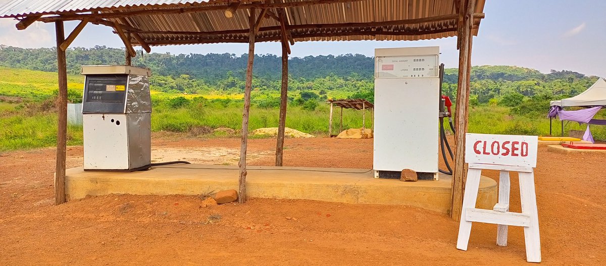 kissa_derick's tweet photo. Buvuma petrol station in Buvuma district and one of the few in the district has been temporarily closed over the hiking prices of Fuel.
@GovUganda @Buvumadistrict https://t.co/GzYvb0QaGM