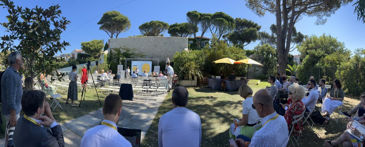 L’Université d’Été de l’internationalisation des entreprises #UEIE2022 c’est parti !!
Des experts de l’export réunis (dans un cadre magnifique) pour accompagner nos plus belles entreprises à l’export.
<a href="/OSCI_Federation/">OSCI</a> #EOC International <a href="/MD101consulting/">MD101</a> #MDxp