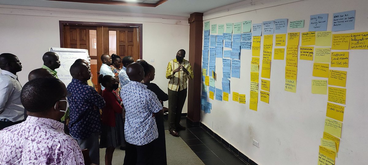VictoriaMbigidd's tweet photo. Day Two of the Early Generation Seed Stakeholders'engagement is focusing on developing a strategy for the sector. It's participatory and inclusive. @naroholdings @AGRAAlliance @issd_uganda @ICRISAT @NARO_NaCRRI @narouganda @andrewkiggundu @gnuts_NaSARRI https://t.co/iYUVcJOLp9