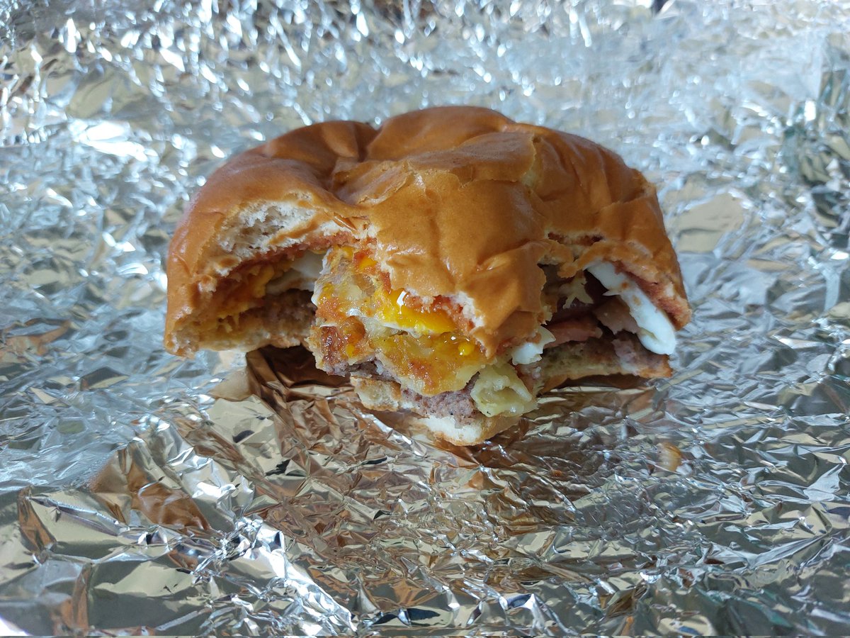 CatHaloMovies's tweet photo. In honor of the co-founder, I celebrate you by enjoying one of your many great creations.
Happy Birthday @StuLikesDrums
@2dayWeAreMaking #FoodBus https://t.co/6aZLxBOIAy