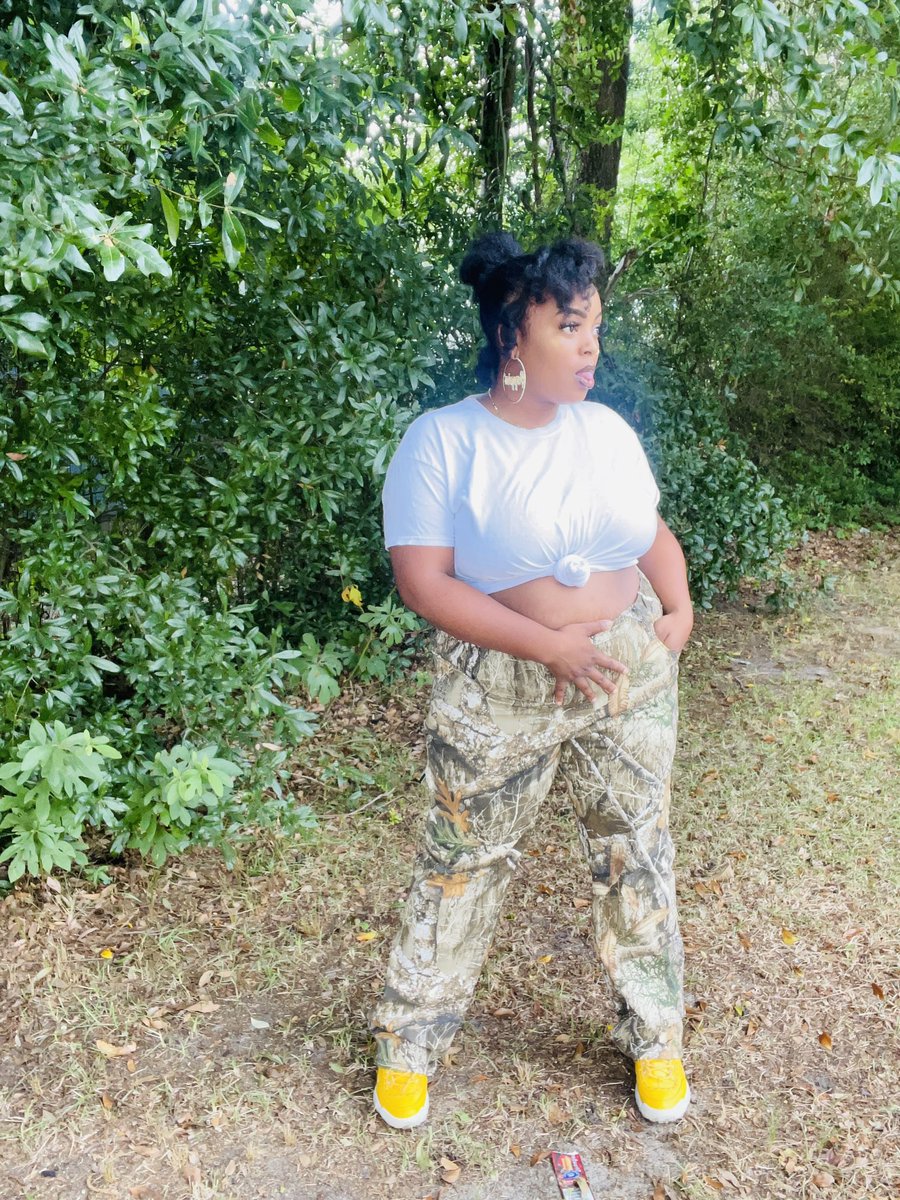 papiana___'s tweet photo. Bad Bihh in real life 🤪 #explorepage #baddiesearch https://t.co/oliUSrNADT