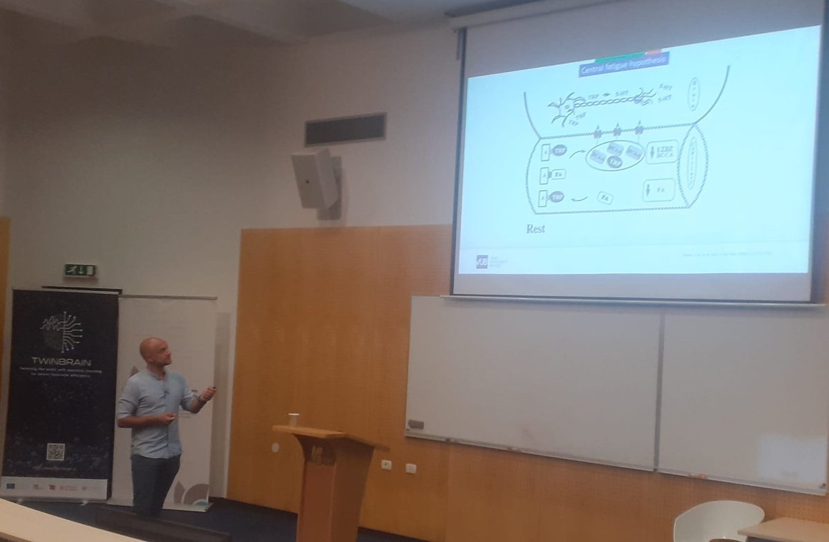 MFYS_VUB's tweet photo. @bart_roelands elaborates on mental and physical fatigue and the brain @TwinBrainEU Summer school 2.0 in Slovenia!

Thanks for organizing this wonderful event @UrosMarusic! https://t.co/hyDJjxRRa0