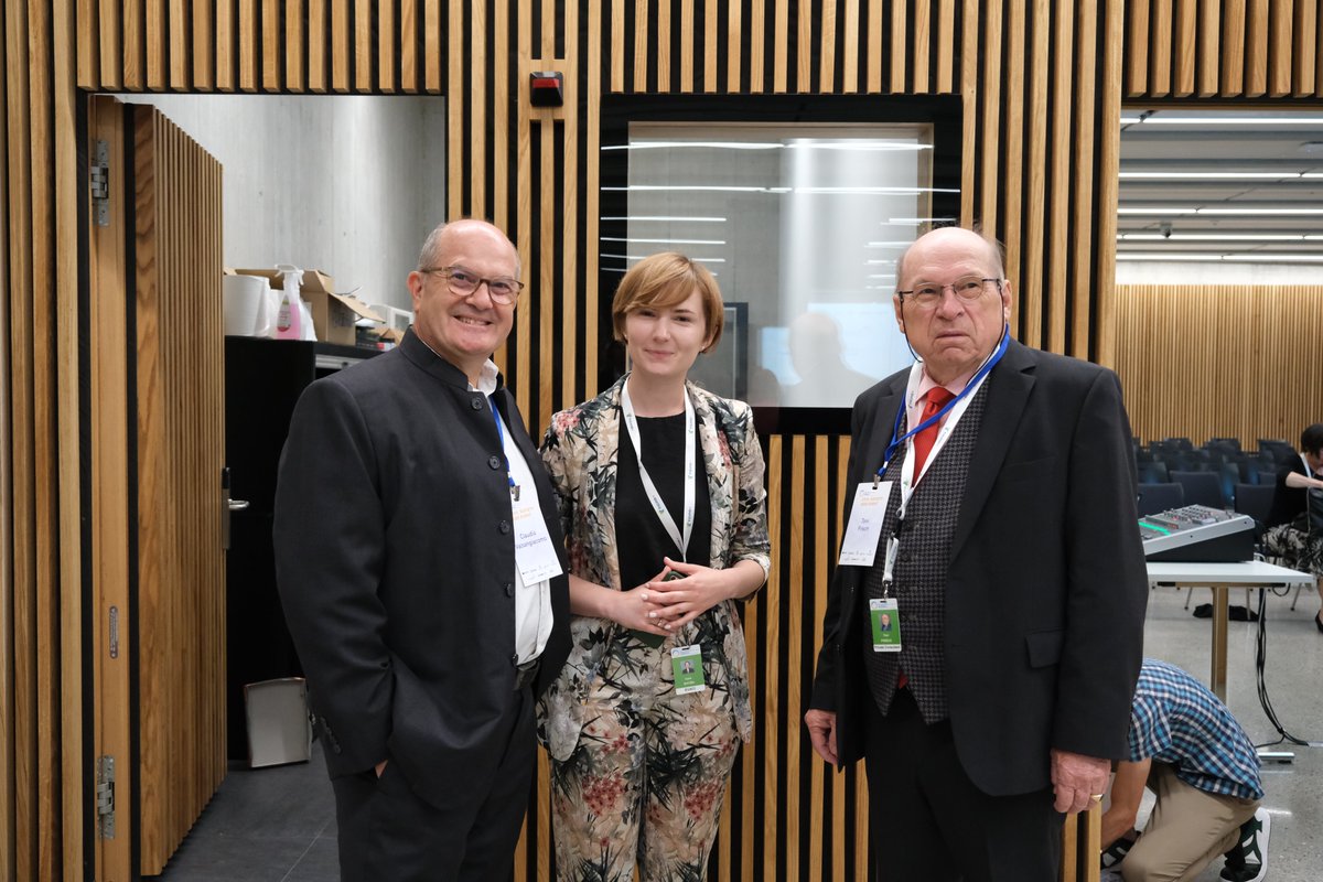 EUACI_Ukraine's tweet photo. How to achieve transparency in the recovery process of Ukraine? Read the summary of the #URC2022 public discussion in Lugano organised with #EUACIsupport: 

👉 https://t.co/0xrioKYfB3 https://t.co/Ck56DjC0PM