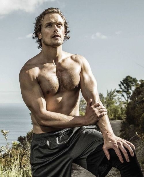 lesloo1965's tweet image. Tell me these arnt the most gorgeous photos you have ever seen. I'm im love ❤️ 😍 💖 
#perfectlyformed
@SamHeughan