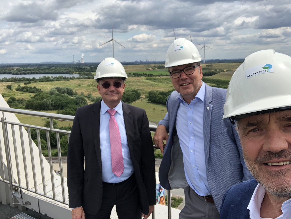 Stefa Dietzfelbinger (@sdietzfelbinger) on Twitter photo Glückwunsch ASDONKSHOF - 25 Jahre Abfall-Entsorgung und Recycling für unsere Wirtschaft an Rhein und Ruhr
<a href="/IHK_Niederrhein/">IHK Niederrhein</a> @kreiswesel #GemeinsamUnternehmen Glückwunsch ASDONKSHOF - 25 Jahre Abfall-Entsorgung und Recycling für unsere Wirtschaft an Rhein und Ruhr
<a href="/IHK_Niederrhein/">IHK Niederrhein</a> @kreiswesel #GemeinsamUnternehmen