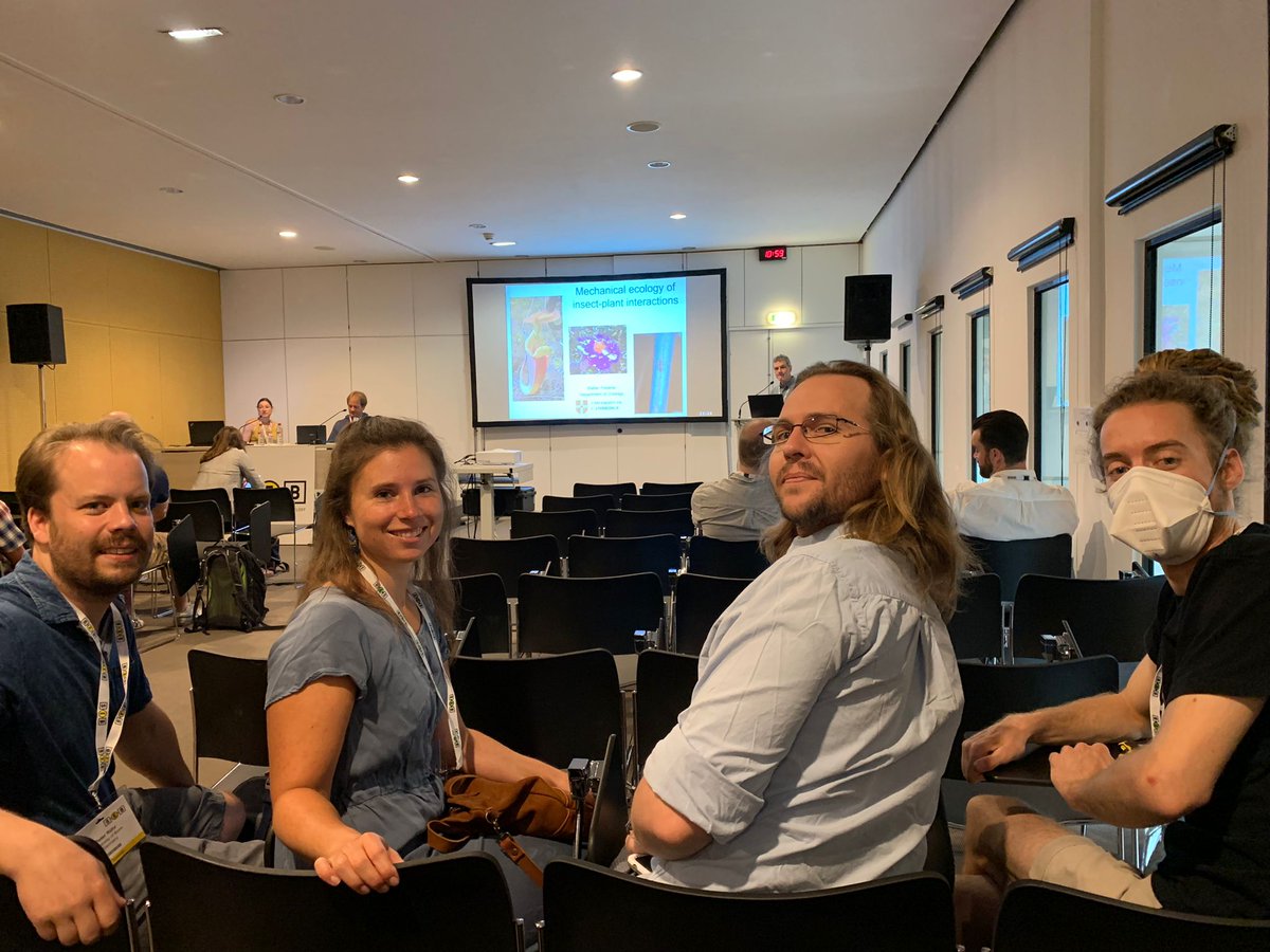 BlankeLab tweet media