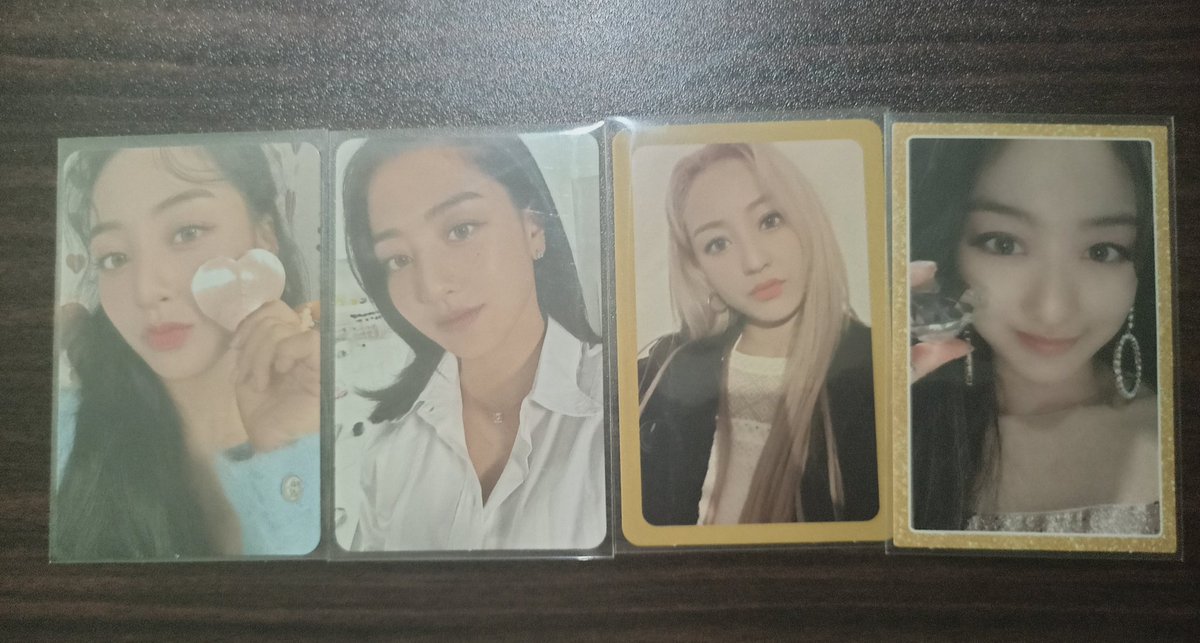kkarteuz's tweet photo. #kkarteuzells 
— wts lfb twice ph

Nayeon Set: ₱300
Jihyo Set: ₱420
Jeongyeon Set: ₱210
Dahyun Set: ₱320

› onhand
› payo/3 days reservation
mop: gcash
mod: sco, ggx

reply mine or dm to claim :))

t: twice nayeon jihyo jeongyeon dahyun fol mm fs photocard id https://t.co/glAm8j4Iw6