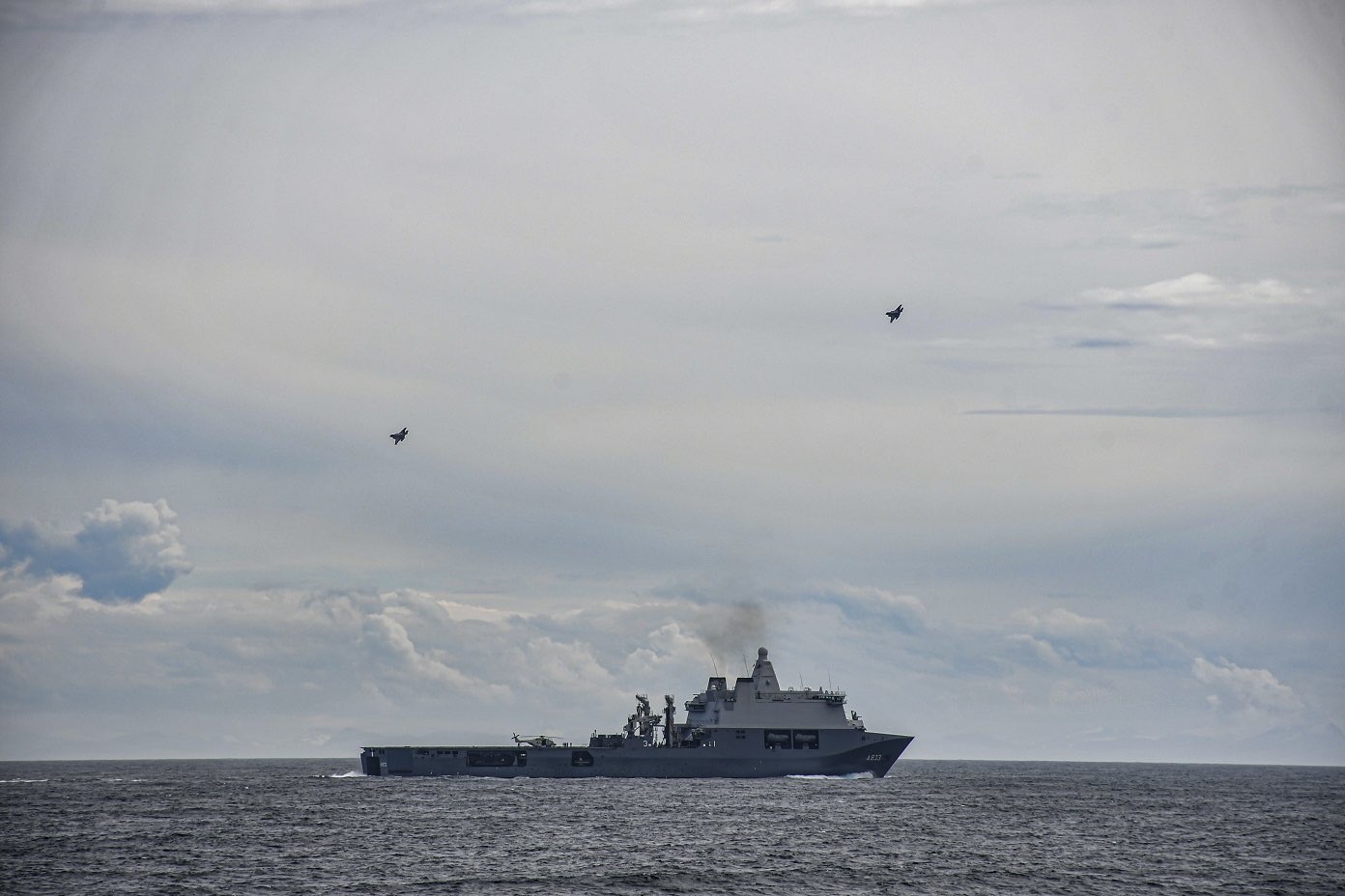 Vliegbasis Leeuwarden (VlbLeeuwarden) / Twitter