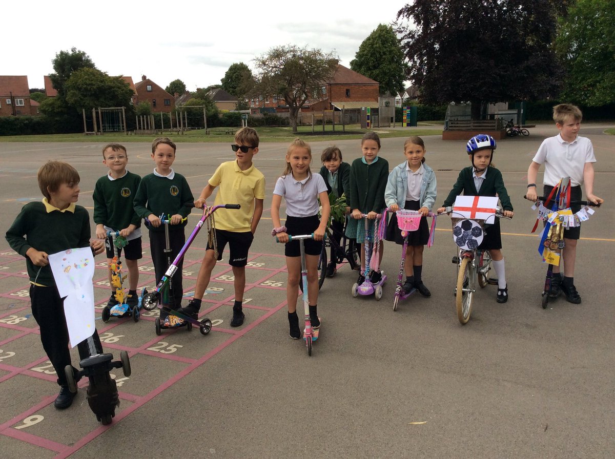 allsaintsfed's tweet photo. Plenty of bling in Year 3 for Bling Your Bike or Scooter Day today! Well done to all who participated in our parade! ππ»π΄π²π #activetravelweek #allsaintsfedpe https://t.co/BFCgaQt8uz