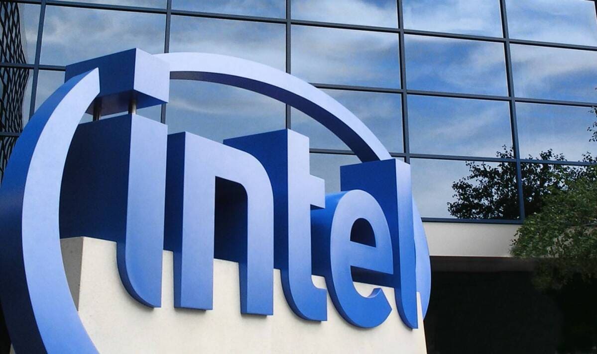 CeotechI's tweet photo. Intel 4 è pronto per la produzione di massa
#7nm #Chip #Componenti #GraniteRapids #Intel #Intel3 #Intel4 #IntelGraniteRapids #IntelMeteorLake #MeteorLake #Notizie #Processori #Produzione #Rumors #Tech #TechNews #Tecnologia
https://t.co/uiMicIyFfi https://t.co/paYSeBmPXu