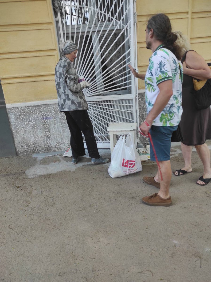 FingerX_Save_UA's tweet photo. 🇺🇦Humanitarian aid for needy Ukrainians!
Thanks to everyone who helps us raise funds and feed those in need!

✅ Lyudmila Yurievna and Elana Fedorovna, 68 and 75 years old
Odesa.

Organizer
https://t.co/w98zEkWb8S

#SaveUkraine #HelpUkraine #NFTs #fingerx #Ukraine #NFTCommunity https://t.co/l3UgqnIoHA