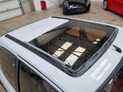 Oh yes please!
The late, great Peugeot 205 GTI!

View this and more at our auction this weekend:
auctions.assetrealisationservices.com/auctions/catal…

#peugeot205 #peugeot #classiccars #80scars #throwbackthursday