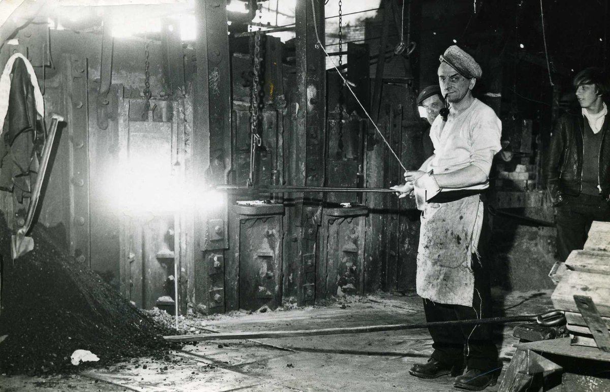 ButterleyTrust's tweet photo. Elijah Clay working as a #Puddler at the 8" mill, #CodnorParkIronworks which belonged to the #ButterleyCompany. Image courtesy of Tim Castledine. https://t.co/CwsAHtHEmS
