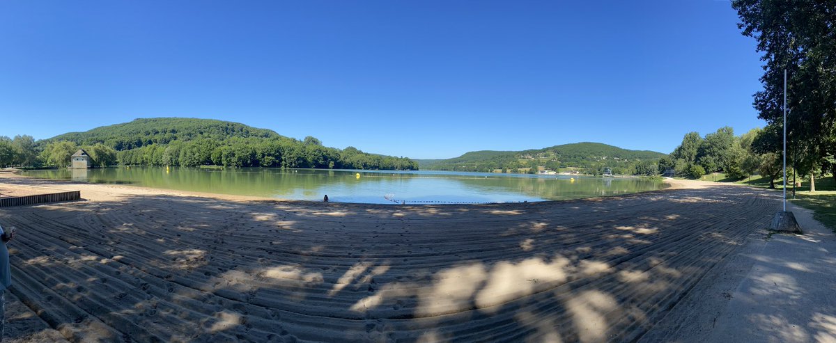 StAndrewsTim's tweet photo. Went for a 7k run round the lake this morning. First run in 6 months and clocked 42 minutes. Lovely dip and now back home to the wonderful news #GTTO #fuckitybye  🏴󠁧󠁢󠁳󠁣󠁴󠁿 🇫🇷 https://t.co/mP91tcKQdx
