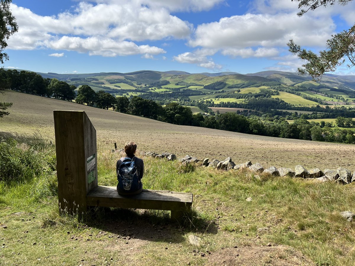 walkhighlands's tweet photo. In other news, it’s a beautiful morning in the Tweed valley. #walkhighlands #routeupdates https://t.co/a8WT4OPHIN