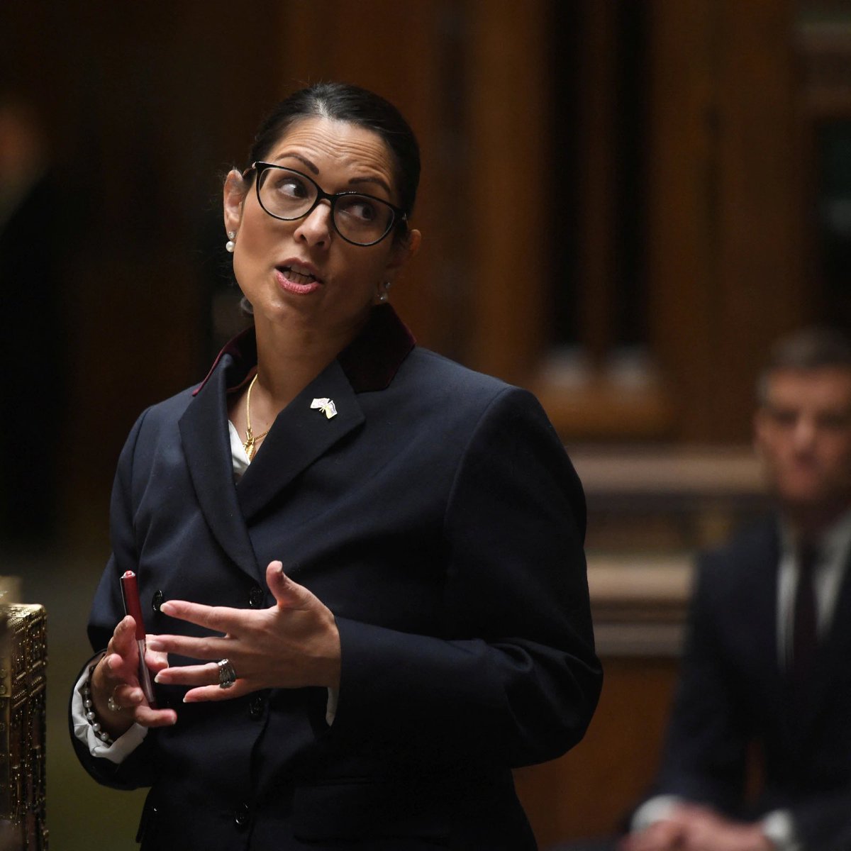 RevSid's tweet image. Home Secretary Priti Patel played her assigned role to perfection in the ongoing Julian Assange case, ignoring basic justice and the law to do the bidding of the neocon US intel crowd against a journalist.

No surprise she is now mentioned as possibly the next PM.

#backscratch