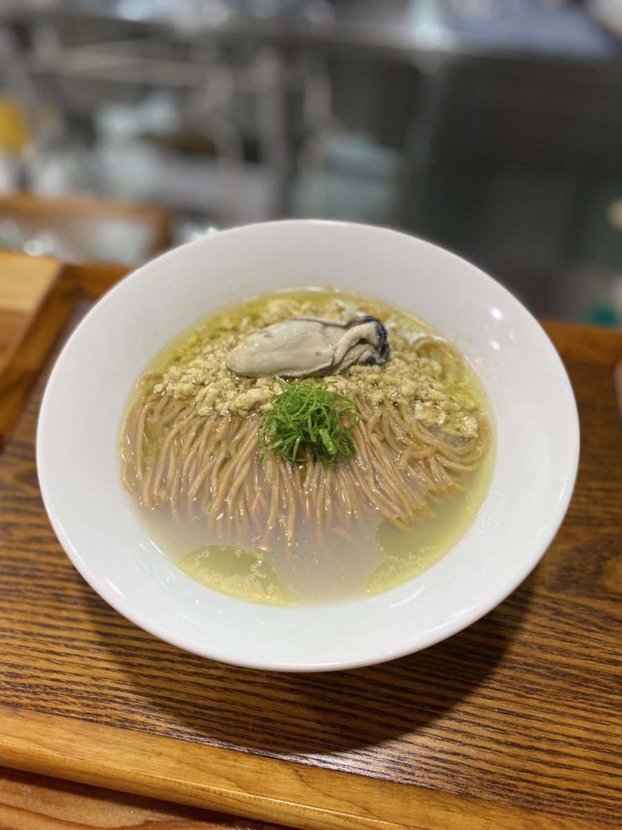 kakiemon_nara's tweet photo. 牡蠣らぁ蕎麦
トッピング牡蠣

7/13 11:00 NEW OPEN at NARA

#らーめん #奈良らーめん #関西らーめん #牡蠣蕎麦　#蕎麦　#ラーメン好き https://t.co/4lLpHeY2t4