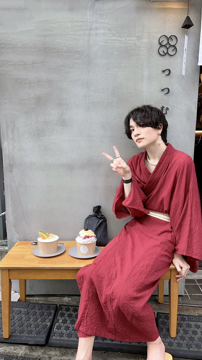 ryoga_twix's tweet photo. 僕の和装dayは浅草からお届けします。
たまには赤いのもいいかと。 https://t.co/Vcpx1JtyFl