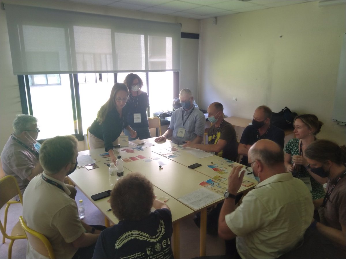tea_basic's tweet photo. Playing #DiadESland serious game at #diadromousfish conference in Bordeaux: collaboration can help us reach management objectives under global change #DiadESproject @CefasGovUK @EnvAgency @PlymUni @AnglingTrust @ResearchIFI @MarineInst Rivers Trust https://t.co/rFf6rLK2Rn