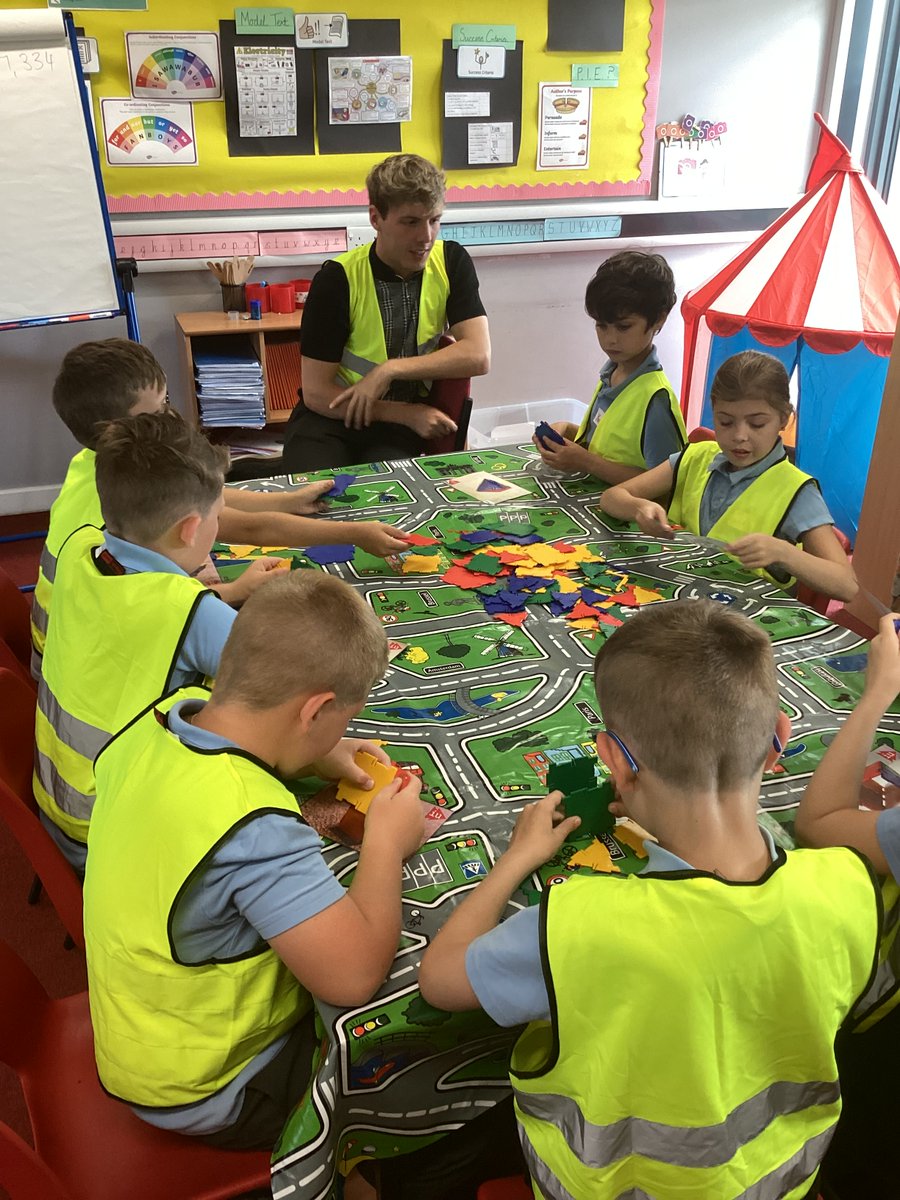 MissSmithRAV's tweet photo. Thanks to @IntoUniversity for a fun-filled morning learning about different careers.  We had the best time! 👩‍🔧🧑‍🏭🧑‍🎨🧑‍💼🧑‍🏫🧑‍🚀🧑‍⚕️👩‍✈️🥷 https://t.co/BwkeoYPCk2