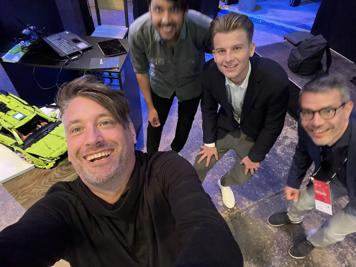 asvin_iot's tweet photo. ๐ Ready to rock the @StartupAutobahn #expoday 2022 https://t.co/kIzcw6rMQn
