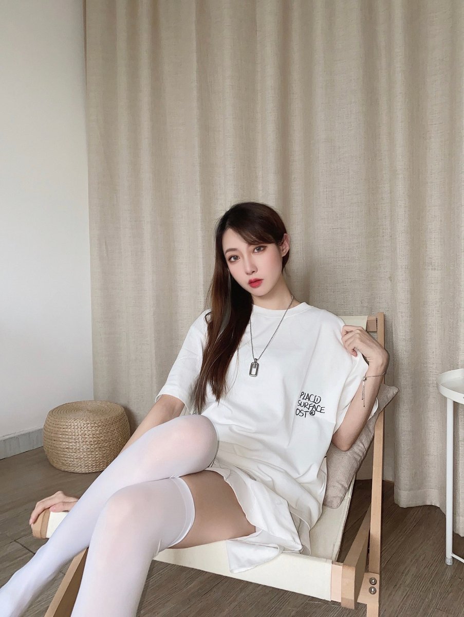 Kenneth18714588's tweet photo. 今天要买好多好多衣服～ https://t.co/R6UWtq2ubO